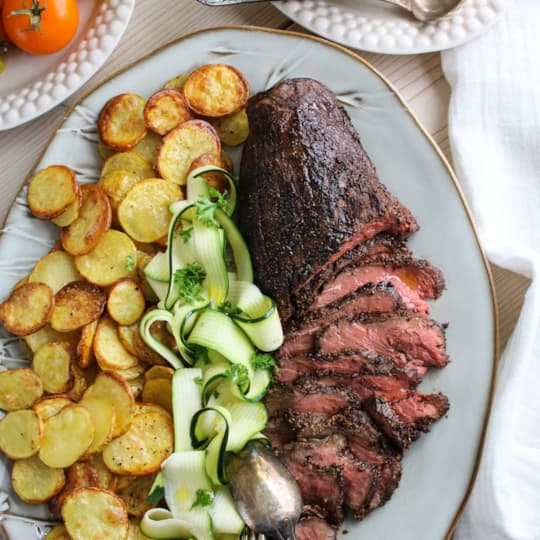 Helstekt peppar-rostas med potatis och presszucchini